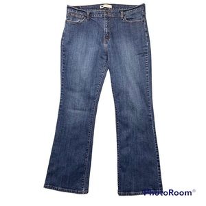 Levi’s 515 Bootcut Denim Jeans 16M